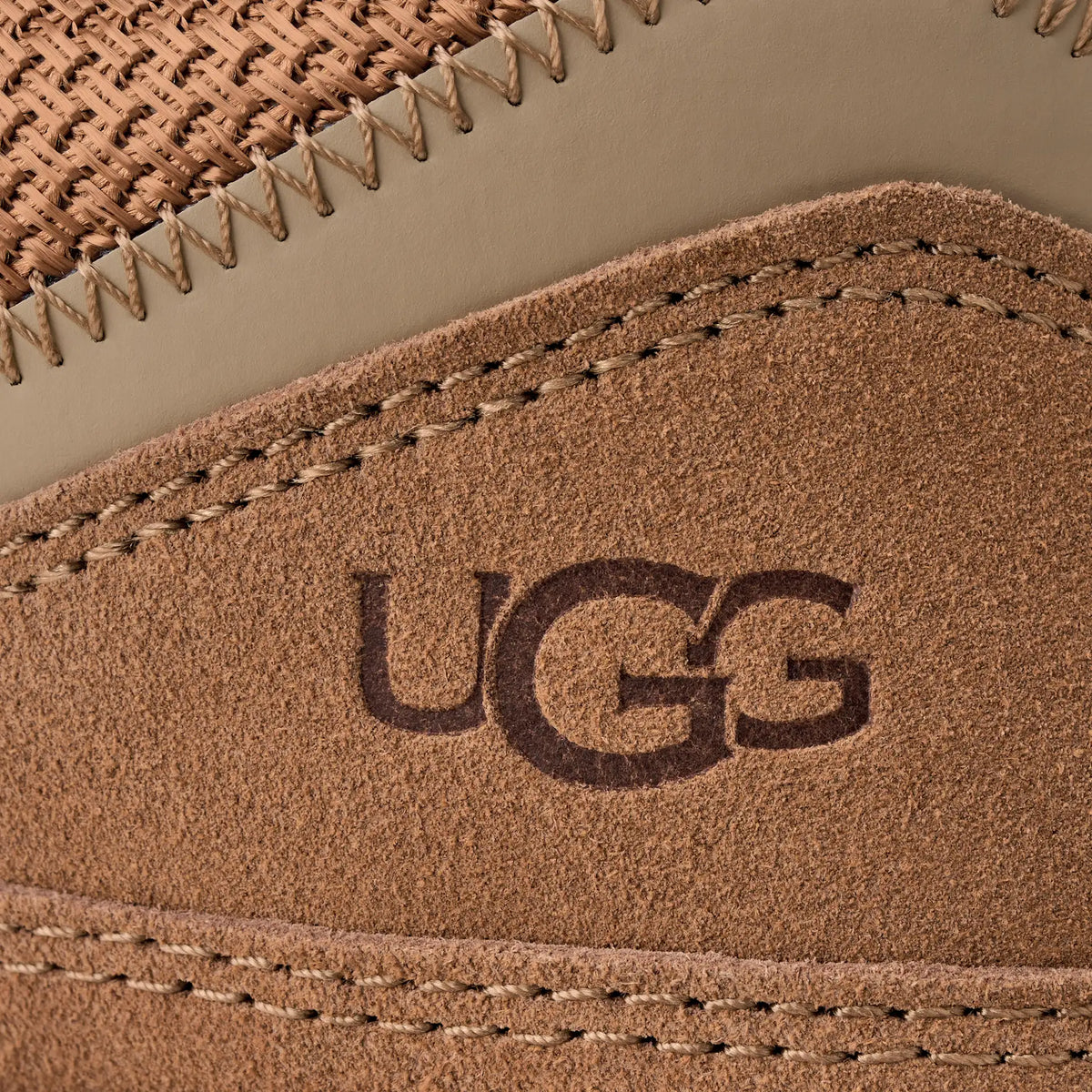 UGG Lowmel Chestnut