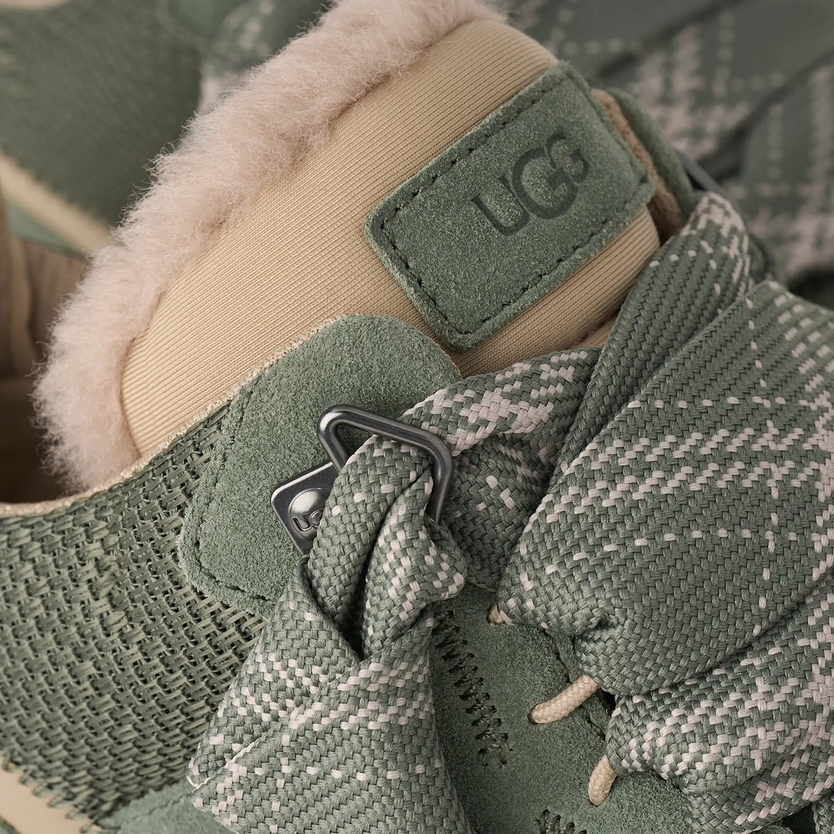 UGG Lowmel Deep Shade