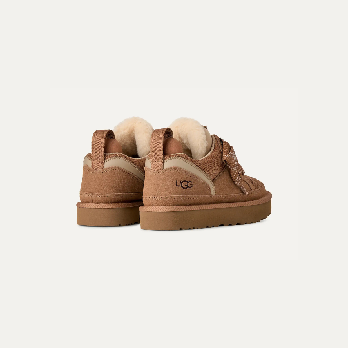 UGG Lowmel Chestnut