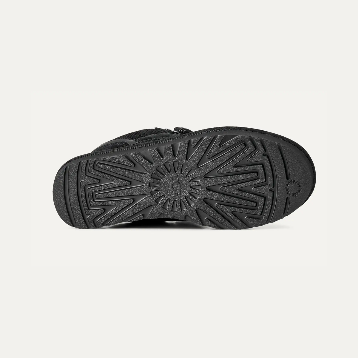 UGG Lowmel Black