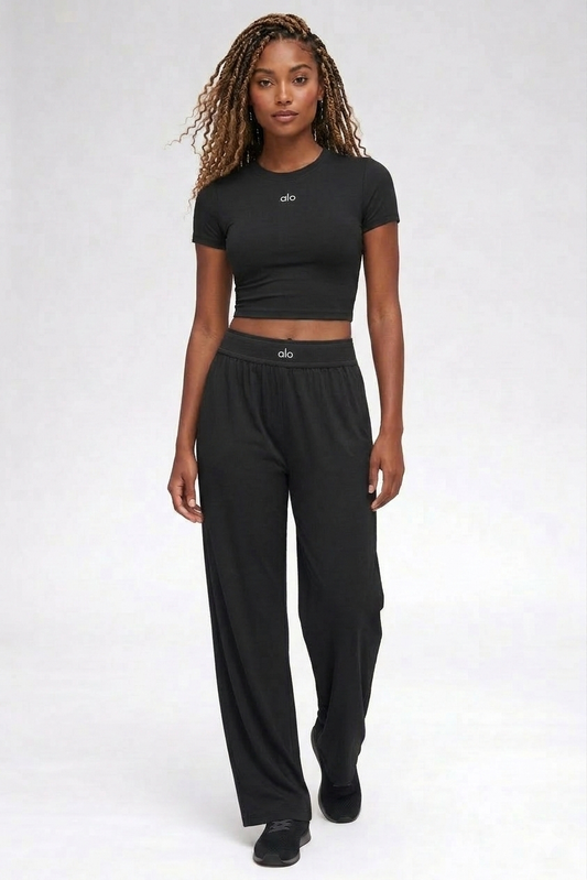 Ensemble Trousser & T-shirt Alo