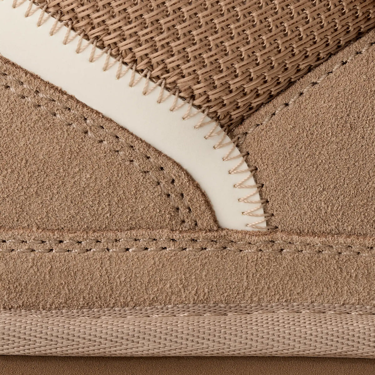 UGG Lowmel Sand