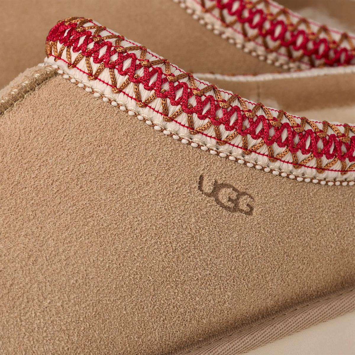 UGG Tasman II Sand Dark Cherry